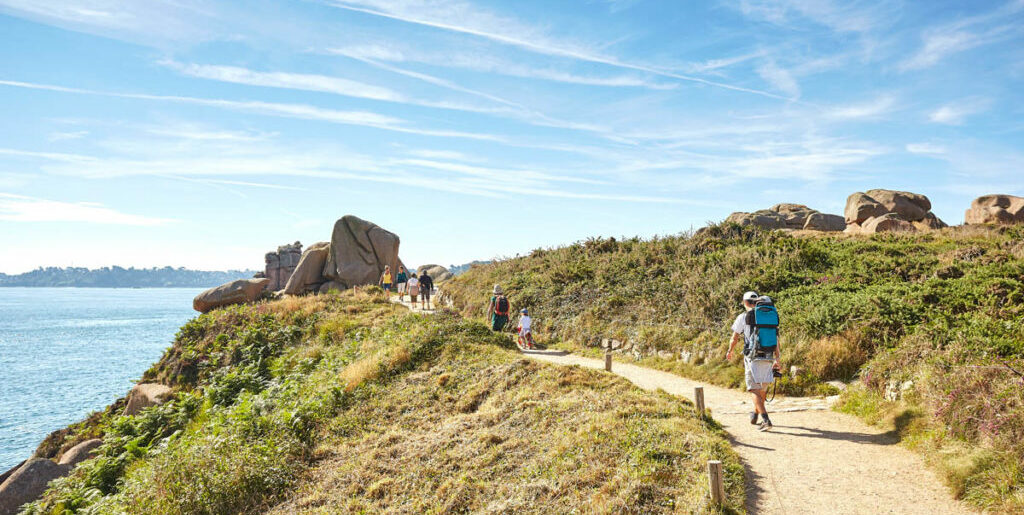 Photo de la côte de Granit Rose