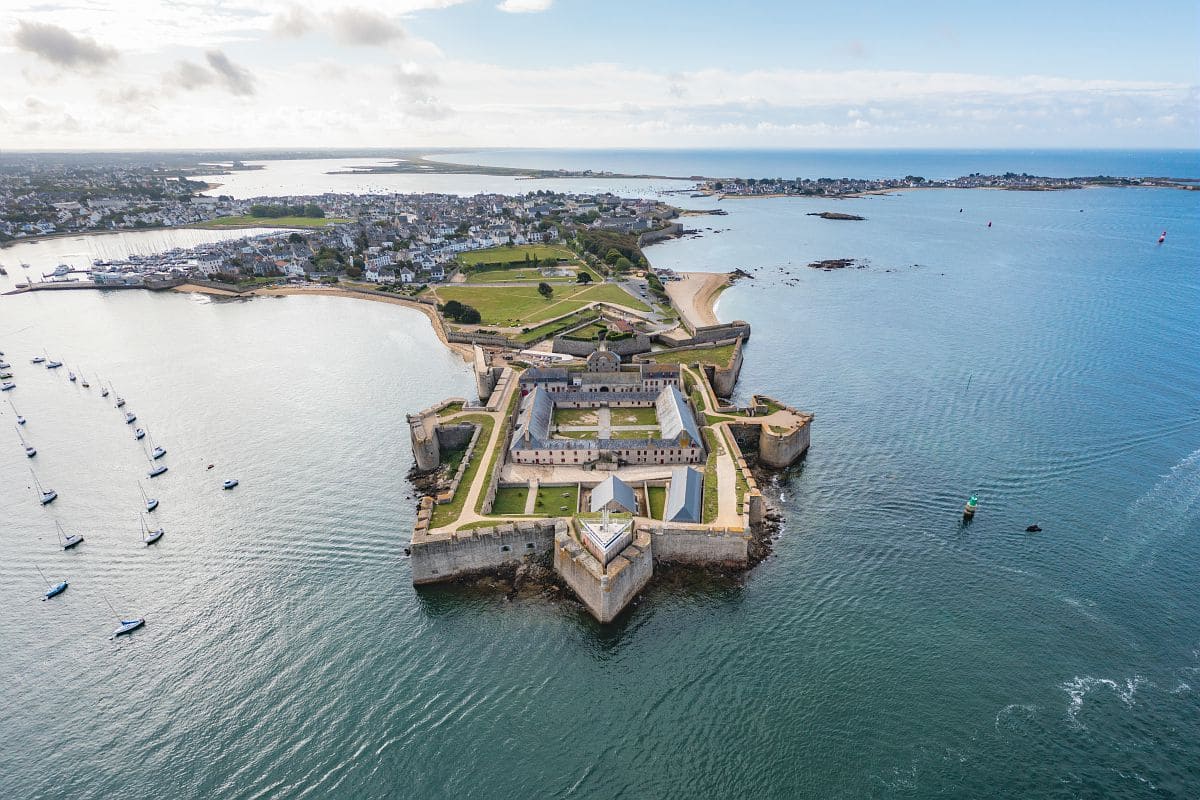 Port GR34 : Photo de la citadelle de Port Louis