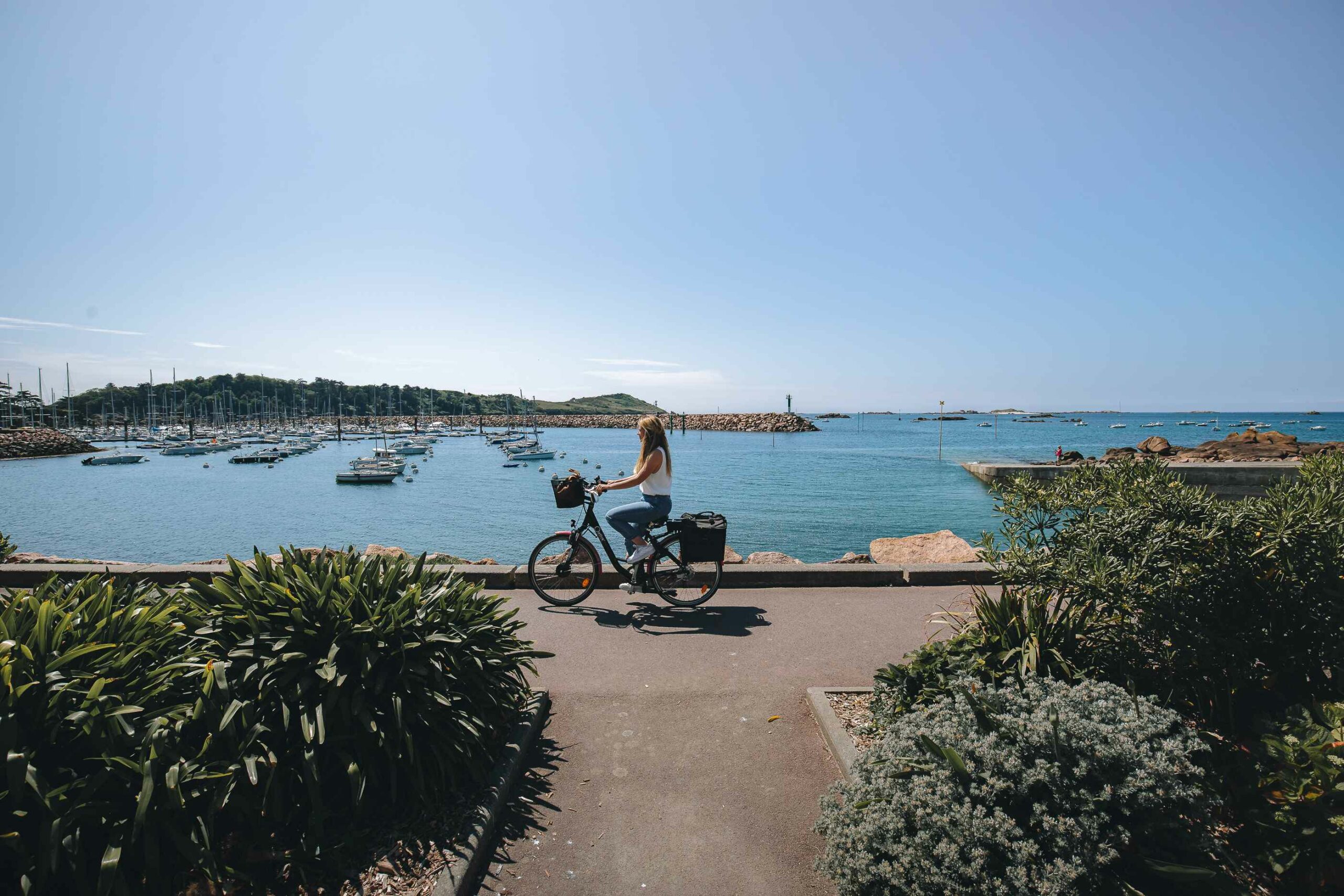 GR34 à vélo : Côte de Granit Rose